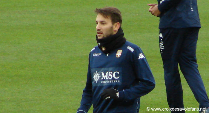 Milos Ninkovic quitte Sydney... pour Sydney.